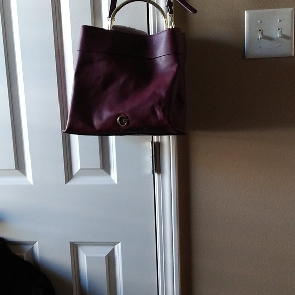Handbag - Picture 2 of 4